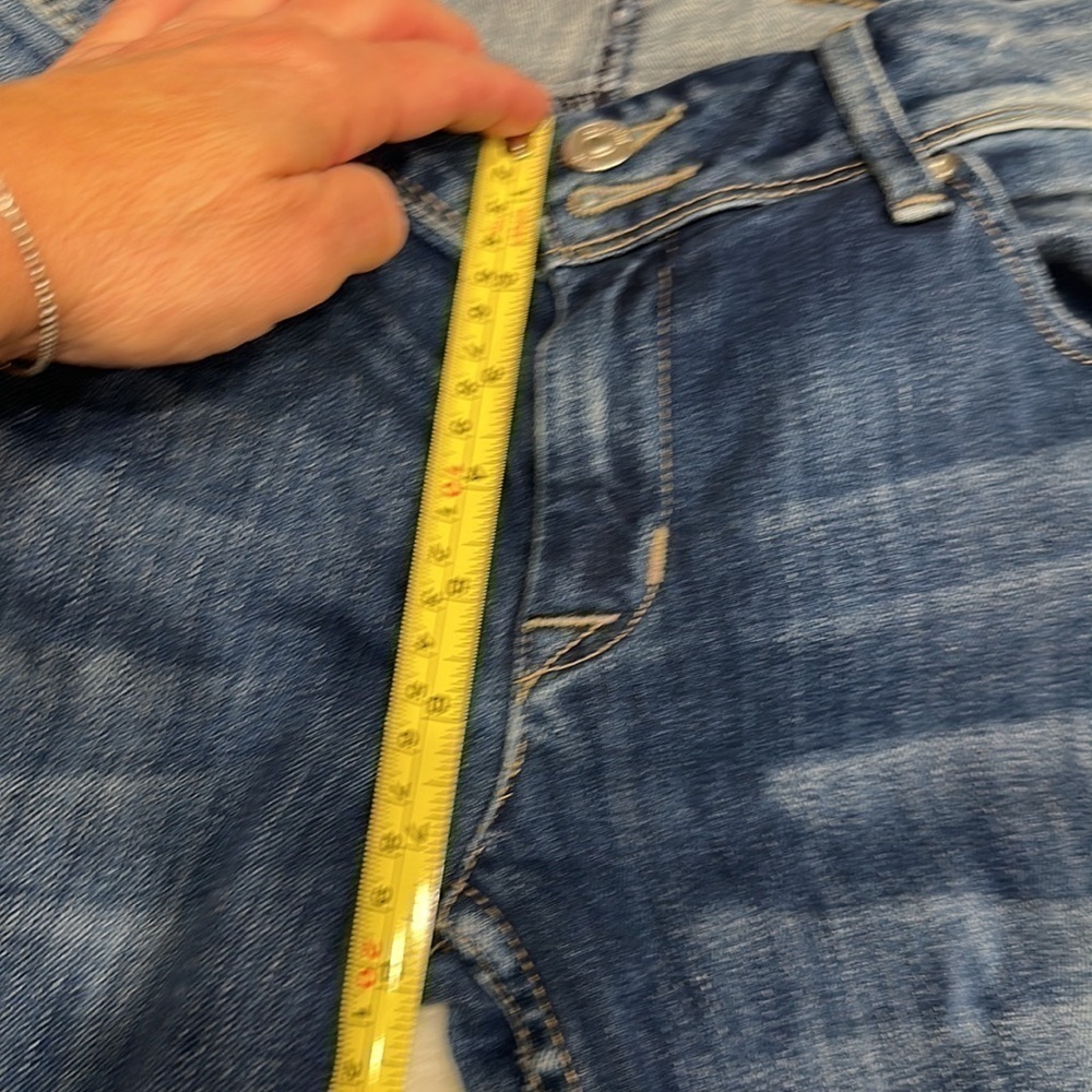 Hudson super model Colin skinny Jean size 28 one button missing and paint stains - Picture 7 of 14